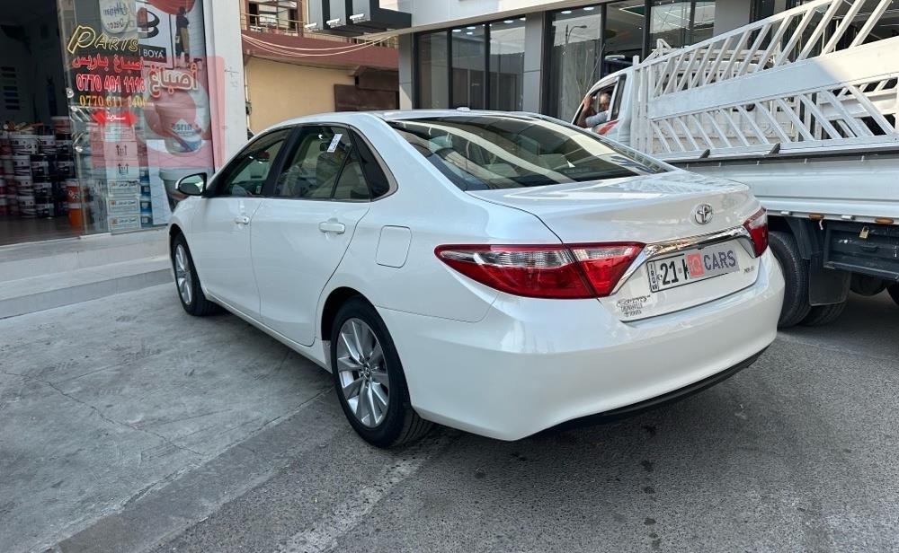 تۆیۆتا کامری